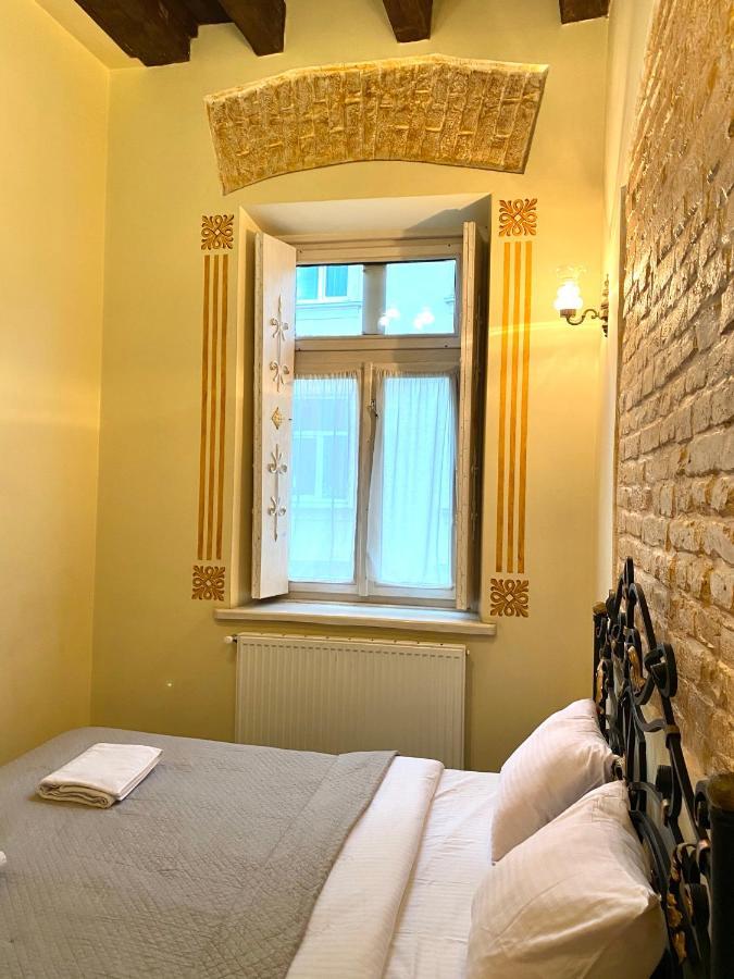 Квартира Подобово На Вулиці Валова 21А Lviv Extérieur photo