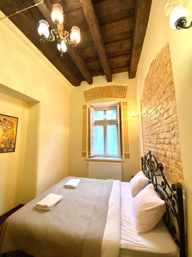 Квартира Подобово На Вулиці Валова 21А Lviv Extérieur photo