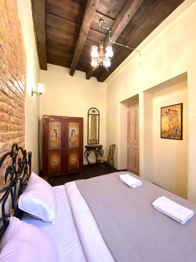 Квартира Подобово На Вулиці Валова 21А Lviv Extérieur photo